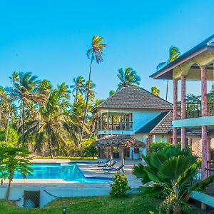 Zawadi Beach Villas